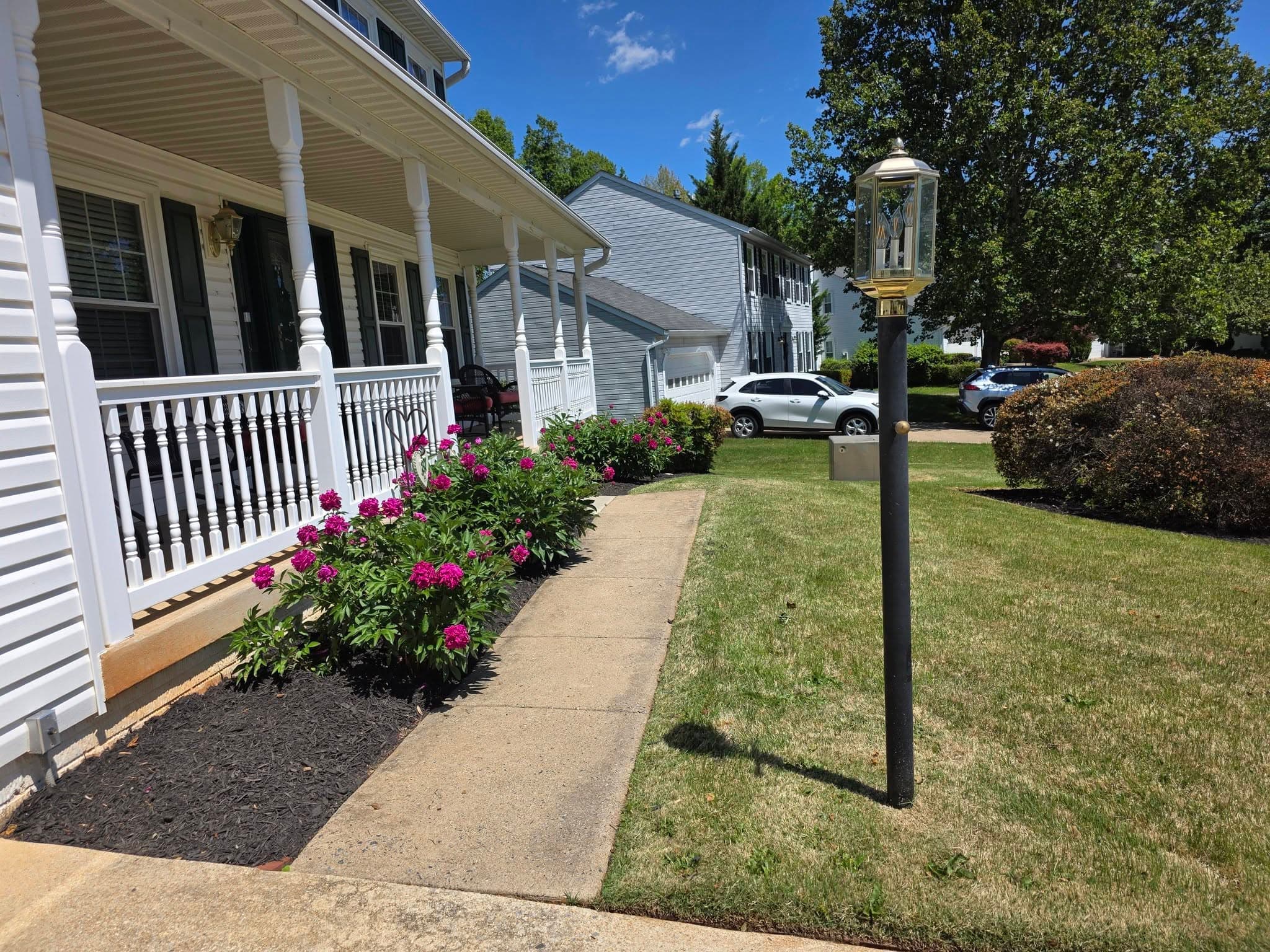 Mulching & Bed Care